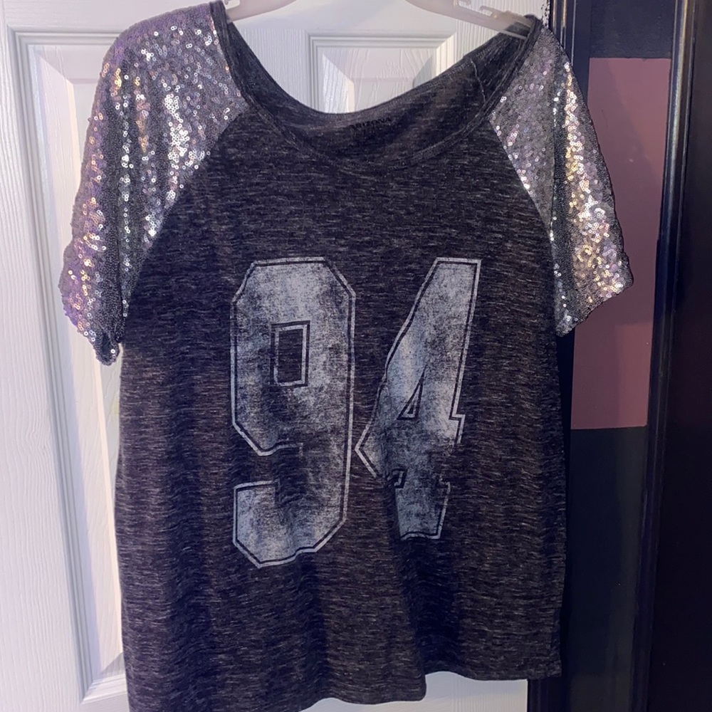 Tee